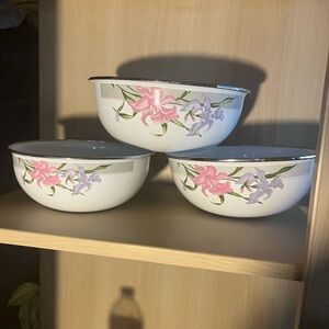 Set of 3 Floral Enamel Mixing Bowls - Pink & Lavender Flowers by GMI
